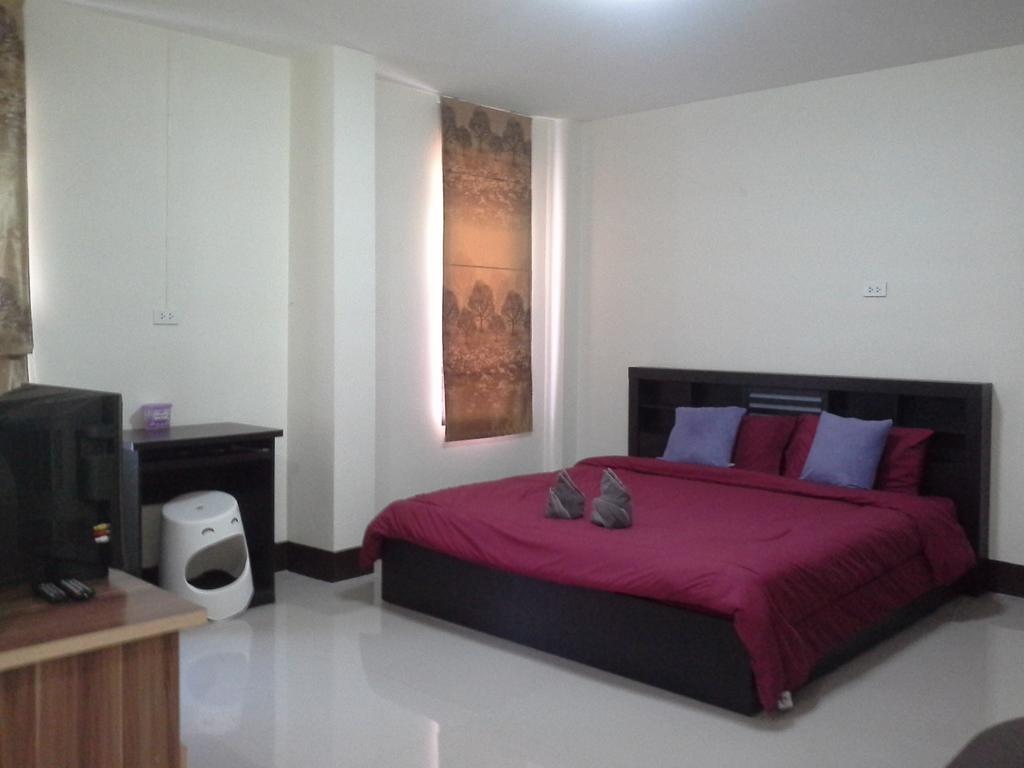 Aparthotel Bansappoori Lamphun Zimmer foto